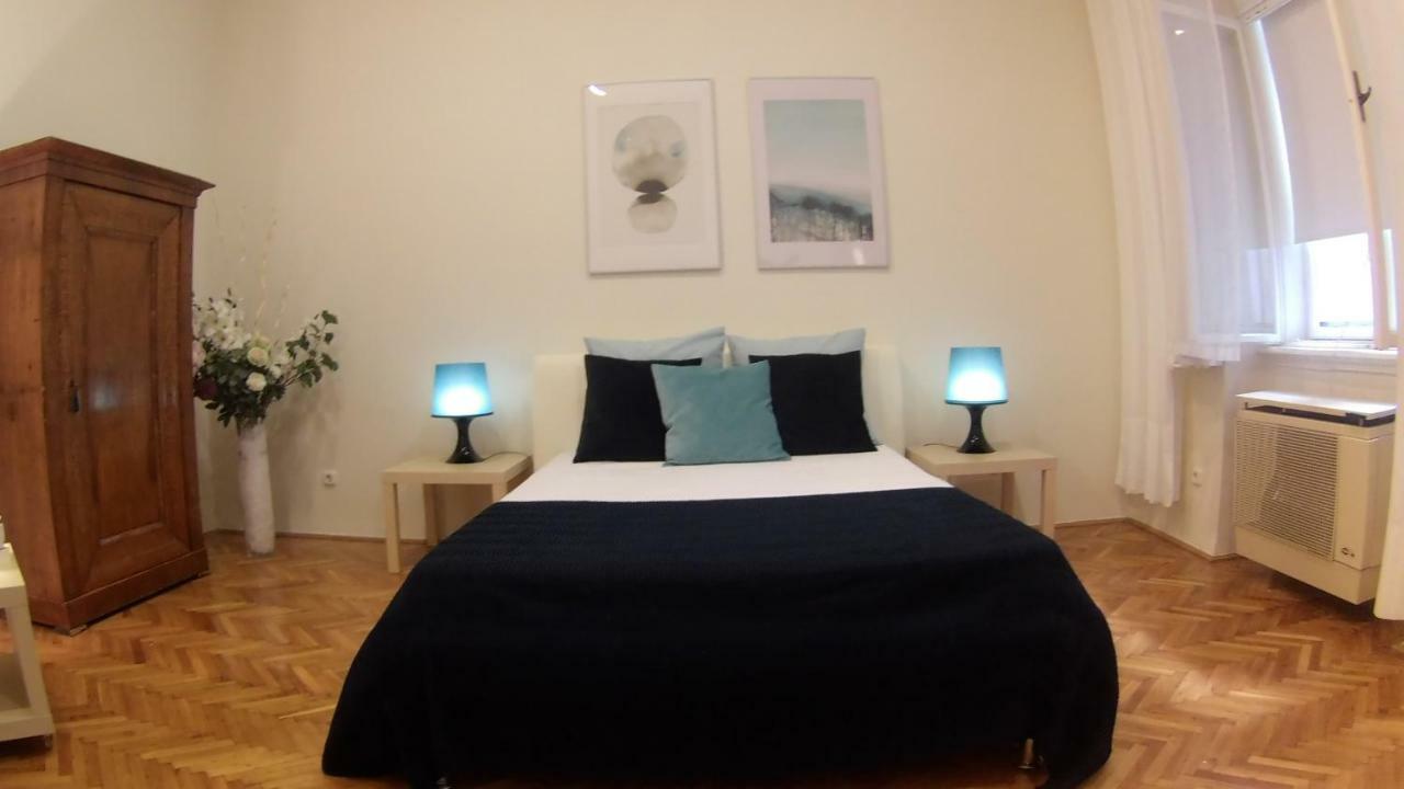 Opera Dream Apartment Budapest Eksteriør bilde