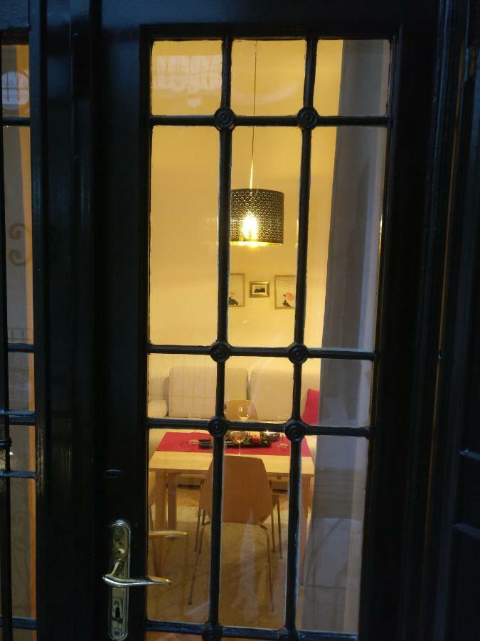 Opera Dream Apartment Budapest Eksteriør bilde